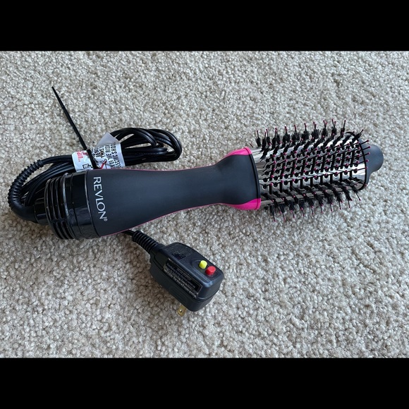 Revlon One-Step Hair Dryer/ Volumizer Titanium